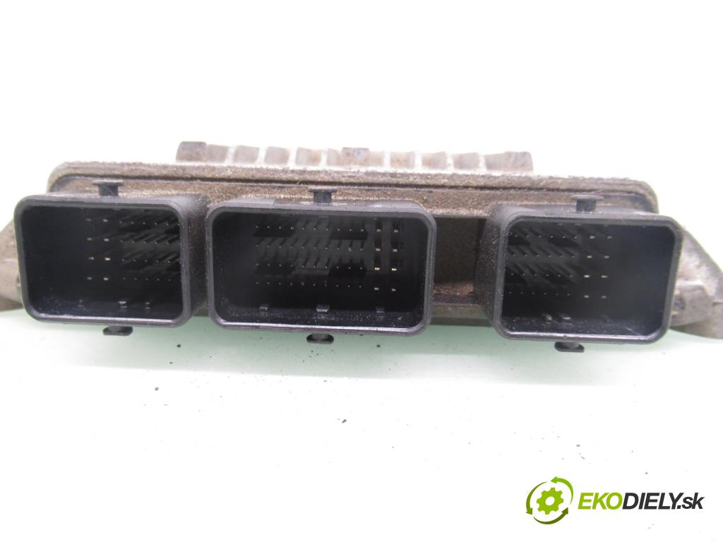 CITROEN C3 I (FC_) HB 2004 50,00 1.4 HDi 8V - 8HX 1398,00 Riadiaca jednotka Motor 5WS40110ET ; SW9654925480 ; HW9648624280