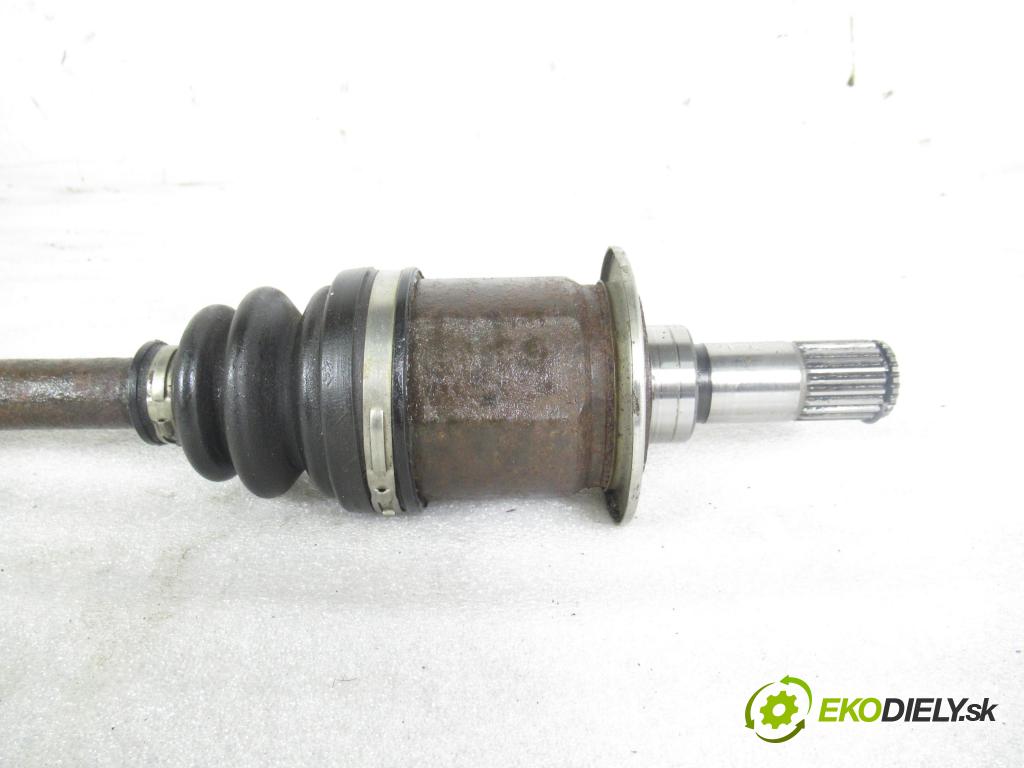 HONDA CR-V I (RD) SUV 1998 94,00 2.0 16V 4WD (RD1, RD3) - B20B3 1972,00 Poloos pravé zadné