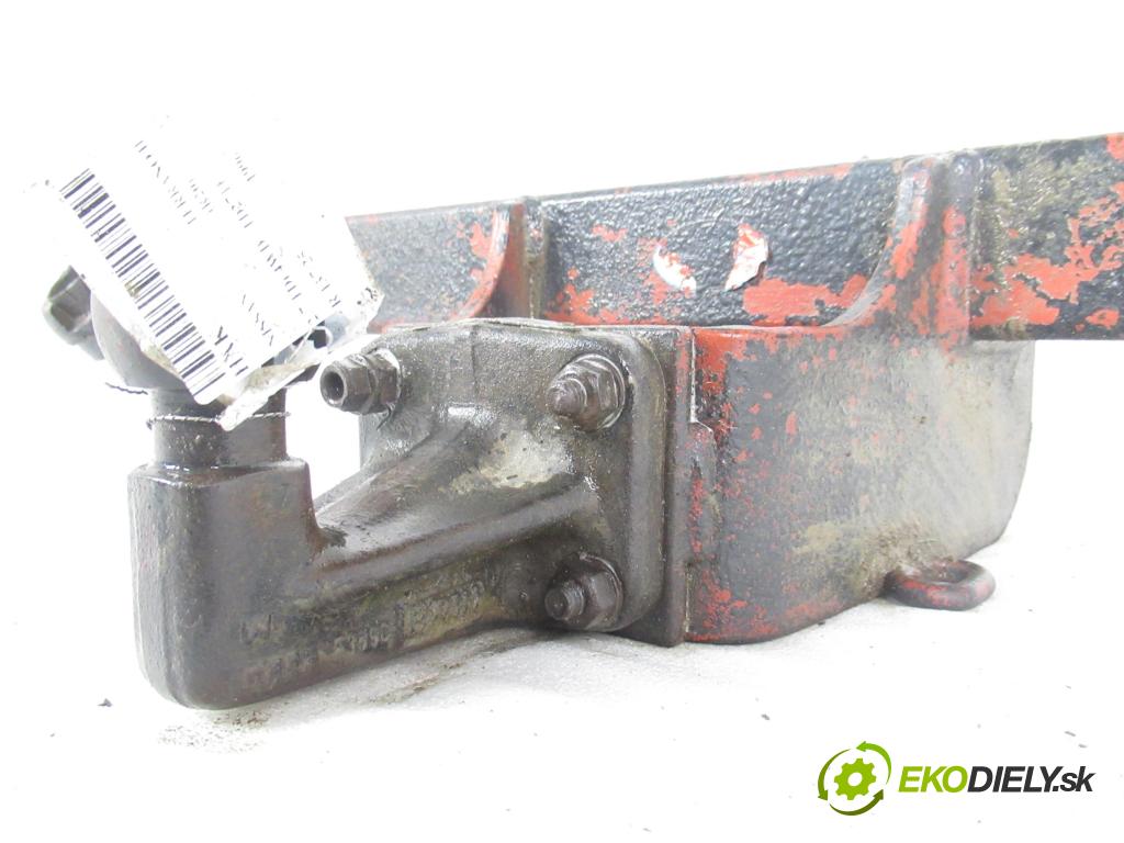 NISSAN TERRANO II (R20) TERENOWY 1996 92,00 2.7 TDi 4WD 125 - TD27TI 2664,00 Hák