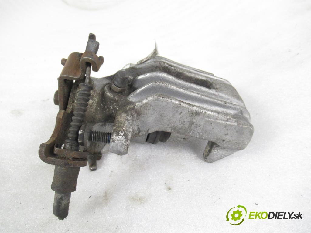 AUDI A6 (4B2, C5) SEDAN 1997 81,00 1.9 TDI - AFN 1896,00 brzdič třmen LT