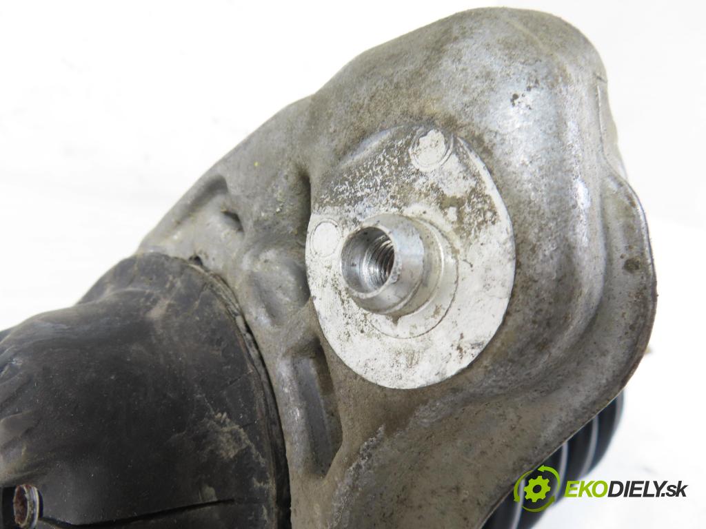 AUDI A4 (8E2, B6) SEDAN 2001 96,00 2.0 20V 130 - ALT 1984,00 MCPERSON LP 8L0413031BE