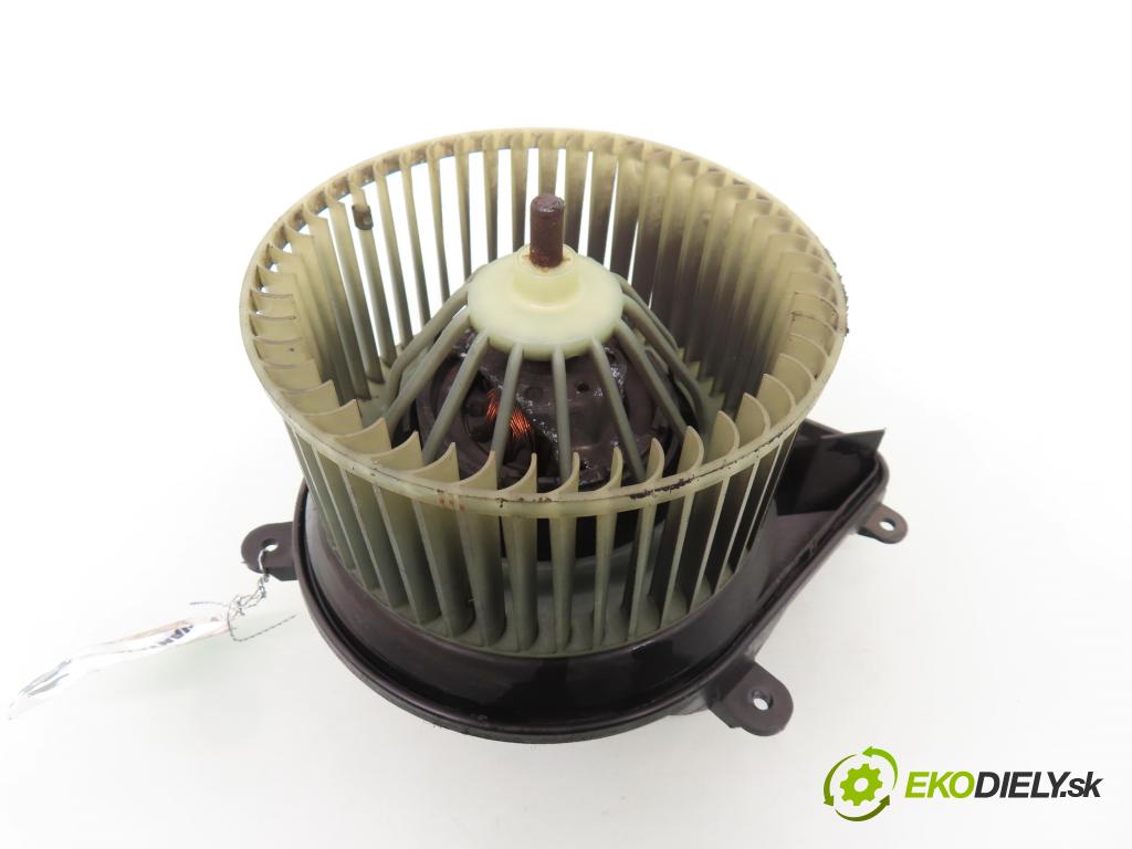 RENAULT LAGUNA I (B56_, 556_) LIFTBACK 1999 79,00 1.6 16V (B568, B561) - K4M 720 1598,00 ventilátor větráku 2387901