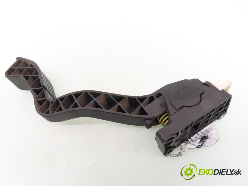 CITROEN C3 I (FC_) HB 2004 50,00 1.4 HDi 8V - 8HX 1398,00 Potenciometer plynu 0280752251 ; 9646702180 (Potenciometer plynového pedálu)