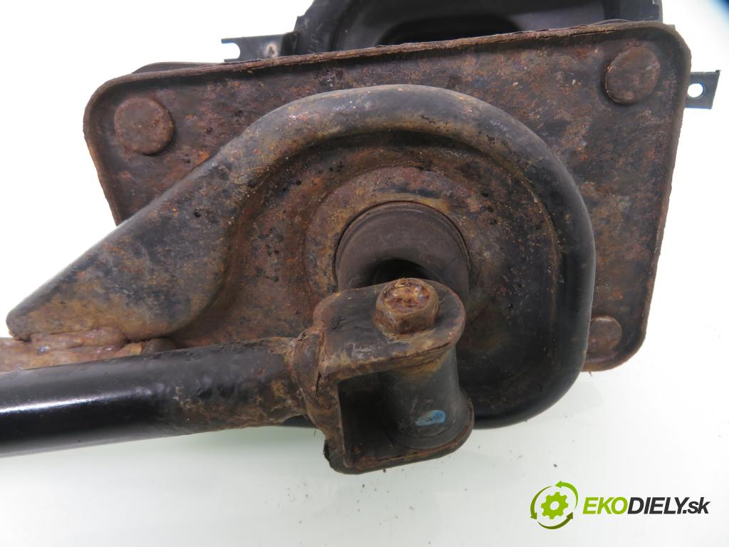 MAZDA DEMIO (DW) HB 1998 46,00 1.3 i 16V (DW3W) - B3 ME 1324,00 ZVEDÁK: D20164334