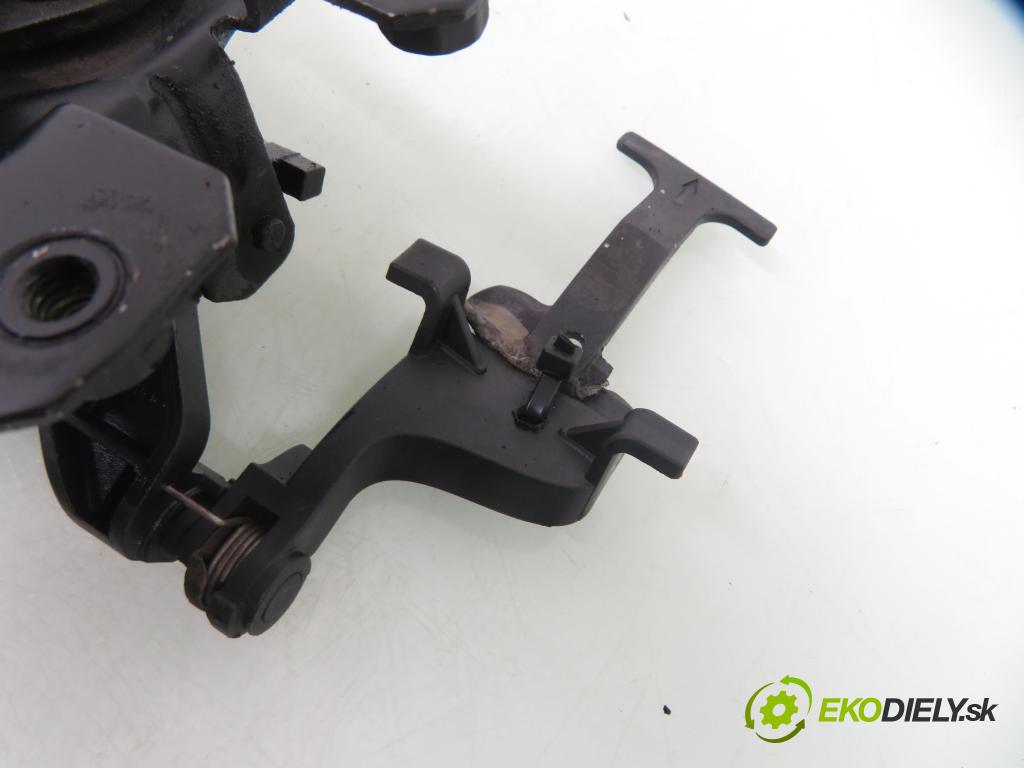 MERCEDES-BENZ KLASA B Sports Tourer (W245) HB 2006 80,00 B 180 CDI 109 - OM 640.940 1991,00 zámok kapoty A1698800260 ; 230000030