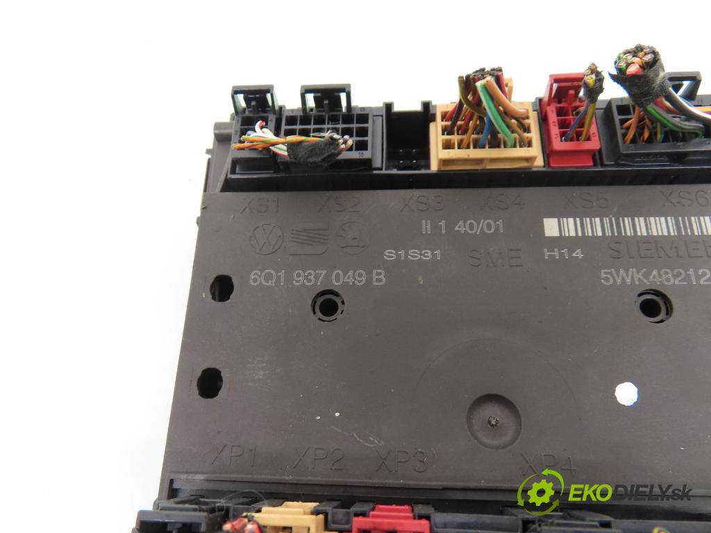 VW POLO (9N_) HB 2001 47,00 1.2 12V 64 - AZQ 1198,00 spinačka / imobilizéra IMMO / Riadiaca jednotka 03E906033 ; 5WP4016303 ; 6Q1937049B