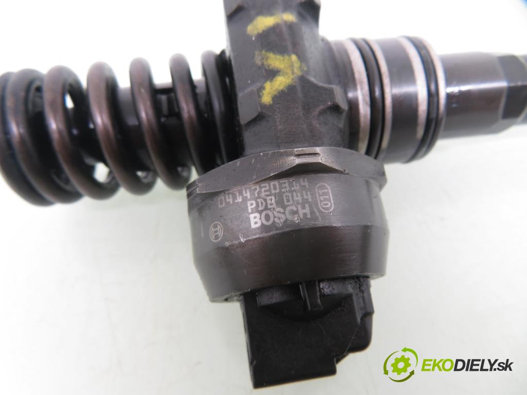 SKODA FABIA II Combi (545) KOMBI 2007 59,00 1.4 TDI - BMS 1422,00 Vstrekovač 038130073BP ; 0414725314 (Vstrekovač paliva)