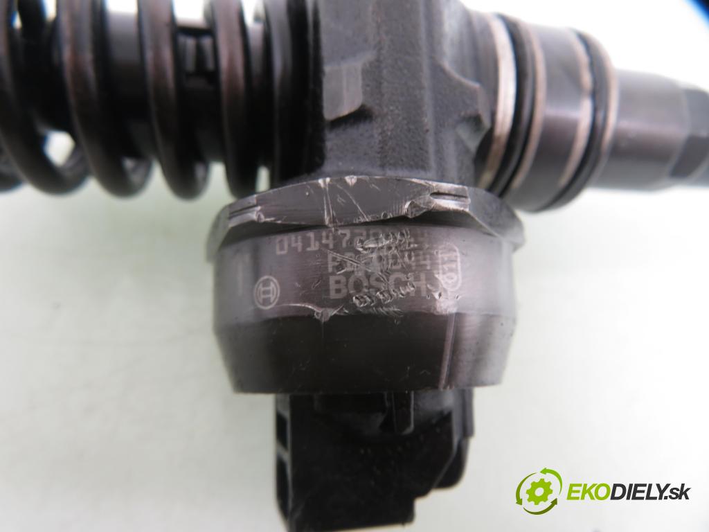 SKODA FABIA II Combi (545) KOMBI 2007 59,00 1.4 TDI - BMS 1422,00 Vstrekovač 038130073BP ; 0414725314 (Vstrekovač paliva)