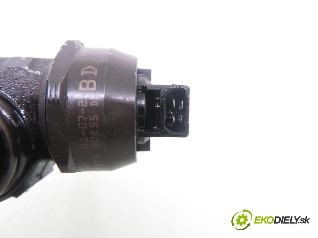 FORD GALAXY (WGR) MINIVAN 2002 85,00 1.9 TDI PD 115 - AUY 1896,00 Vstrekovač 038130073AK ; 0414720038 (Vstrekovač paliva)