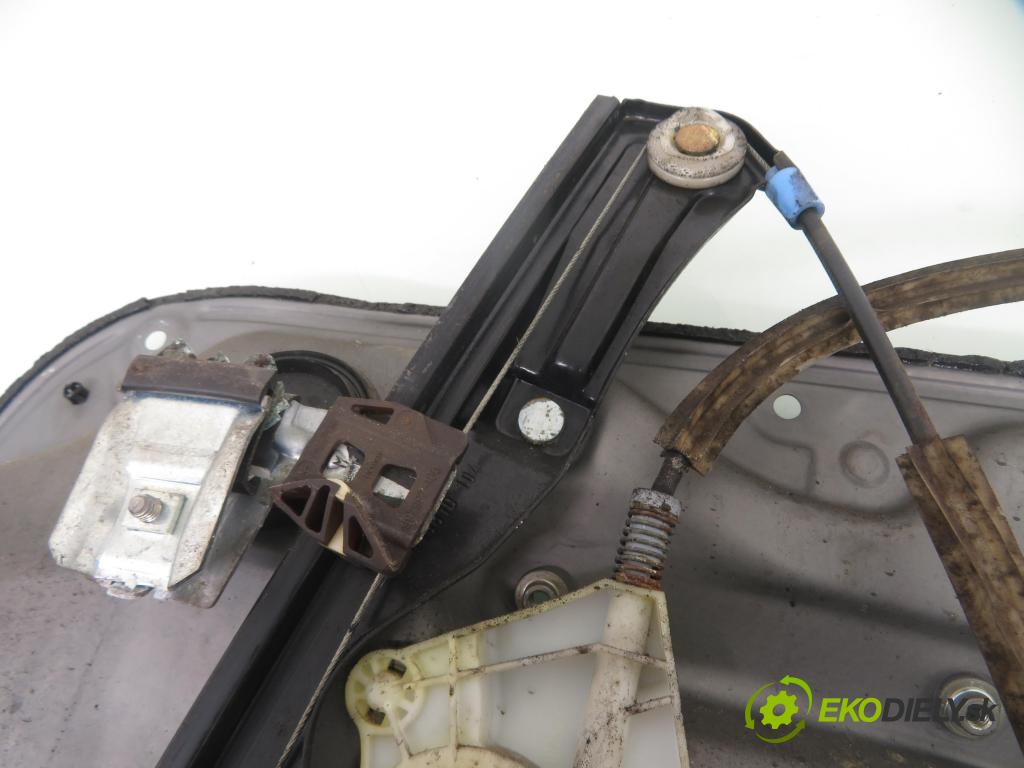 VW BORA (1J2) KOMBI 2003 96,00 1.9 TDI - ASZ 1896,00 Mechanizmus okien 1J4837755E ; 119692109 ; 1J4837729BB