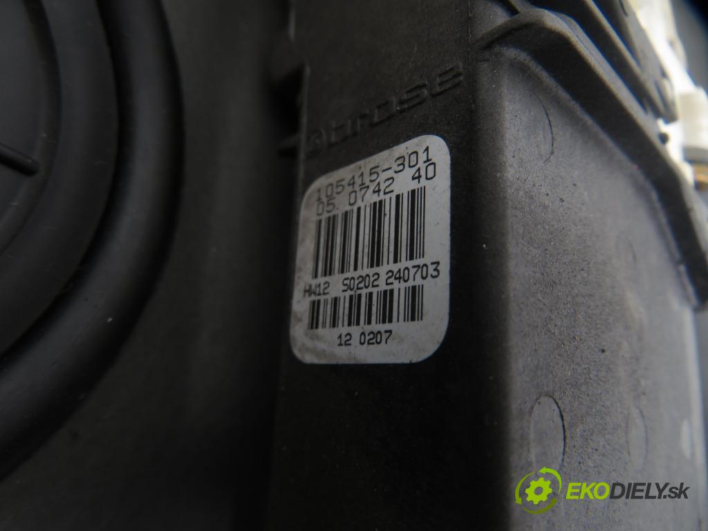 VW BORA (1J2) KOMBI 2003 96,00 1.9 TDI - ASZ 1896,00 Mechanizmus okien 1J4837756F ; 119693109 ; 1J4837730BB