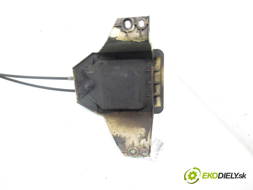 FIAT PUNTO (188_) HB 2001 44,00 1.2 60 - 188 A4.000 1242,00 ZVEDÁK: 7353017300 ; 46519173