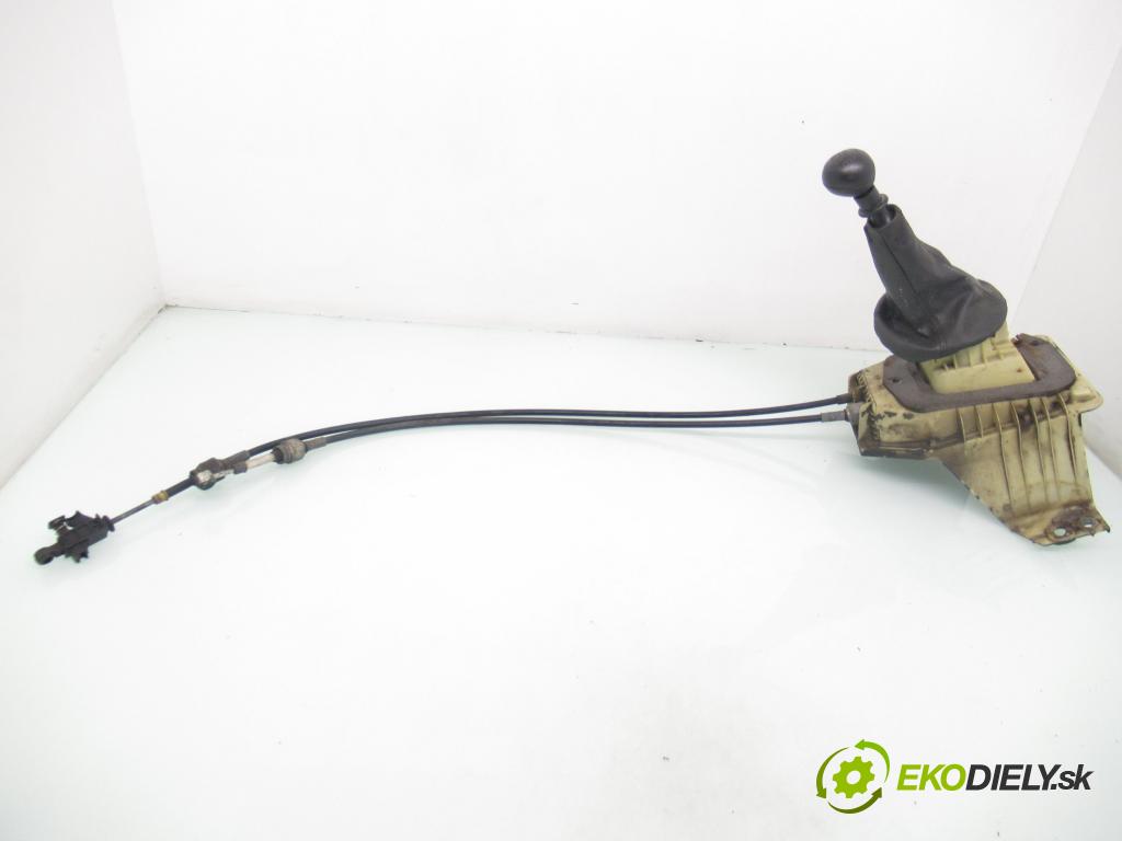 FIAT PUNTO (188_) HB 2001 44,00 1.2 60 - 188 A4.000 1242,00 ZVEDÁK: 7353017300 ; 46519173