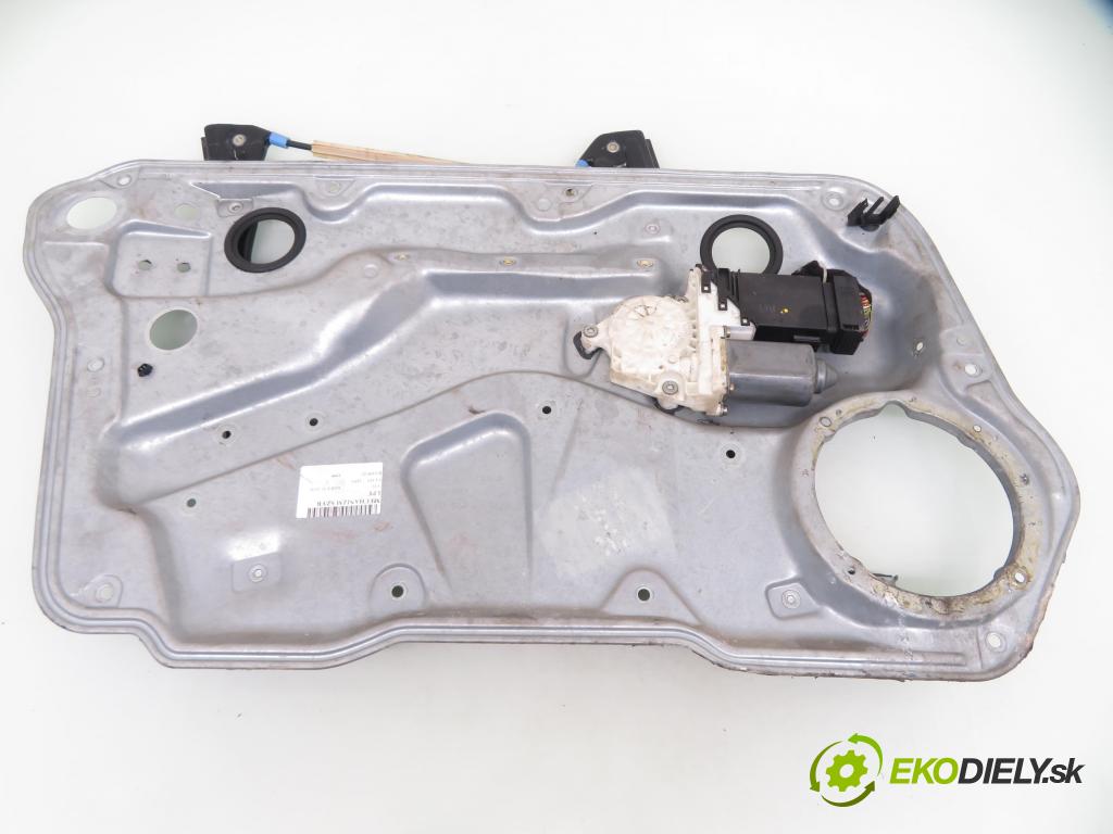 VW GOLF IV (1J1) HB 1998 55,00 1.4 16V - AHW 1390,00 Mechanizmus okien 1J4837755A