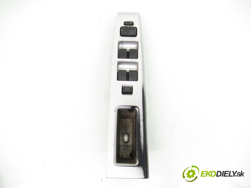 MAZDA 5 (CR19) MINIVAN 2005 105,00 2.0 MZR-CD 143 - RF7J 1998,00 Panel ovládania okien CC65684L6C