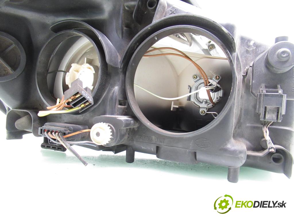 RENAULT ESPACE IV (JK0/1_) MINIVAN 2003 85,00 1.9 dCi 116 - F9Q 820 1870,00 Svetlo LP