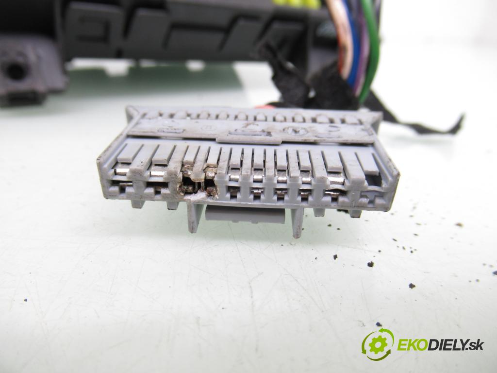 FIAT PANDA (169_) HB 2003 40,00 1.1 54 - 187 A1.000 1108,00 MODUL BSI S118578020F ; 050907193343