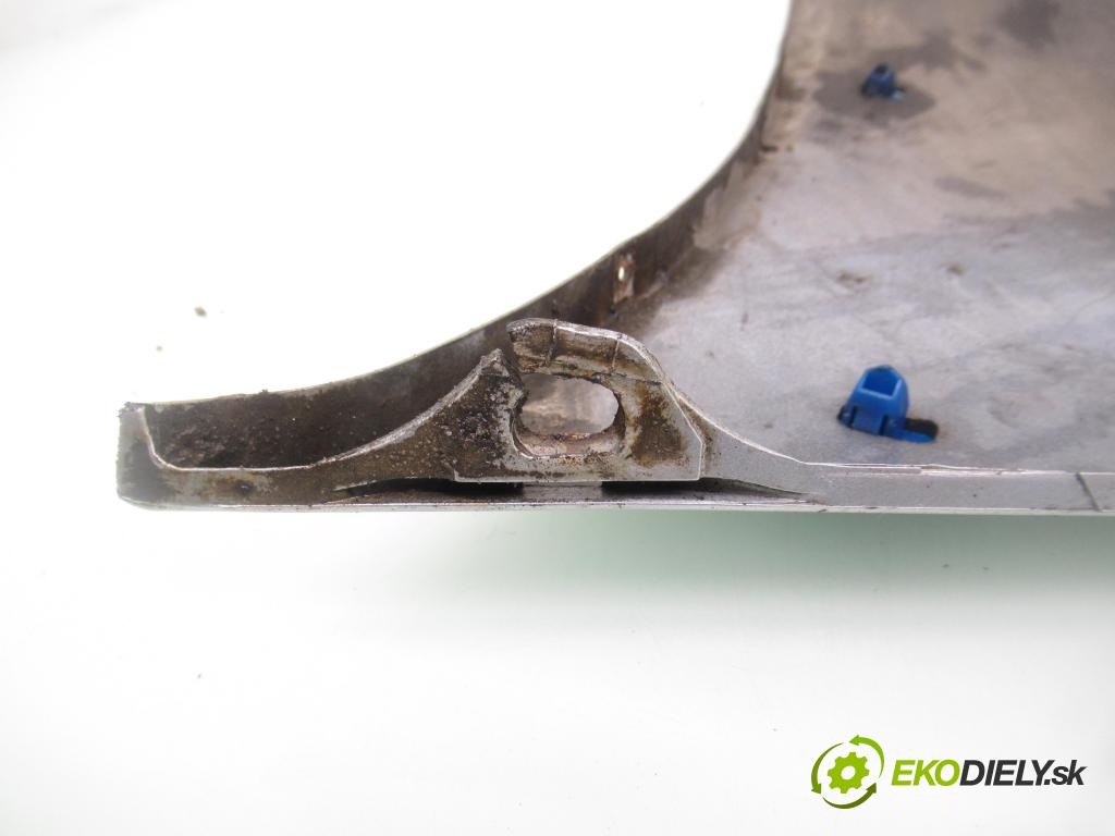 TOYOTA RAV 4 II (_A2_) SUV 2004 85,00 2.0 D-4D 4WD 116 - 1CD-FTV 1995,00 nárazníka LT