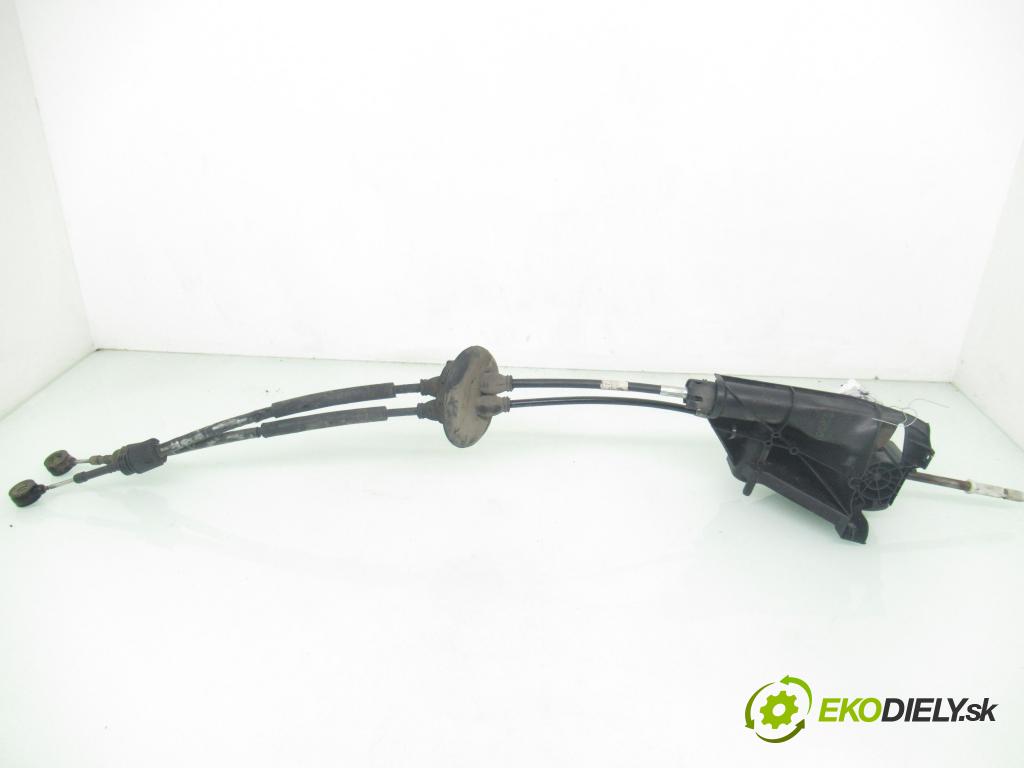 PEUGEOT PARTNER Skrzynia FURGON 2008 66,00 1.6 HDi 8V 90 1560,00 ZVEDÁK: 96833489B ; 3833489D