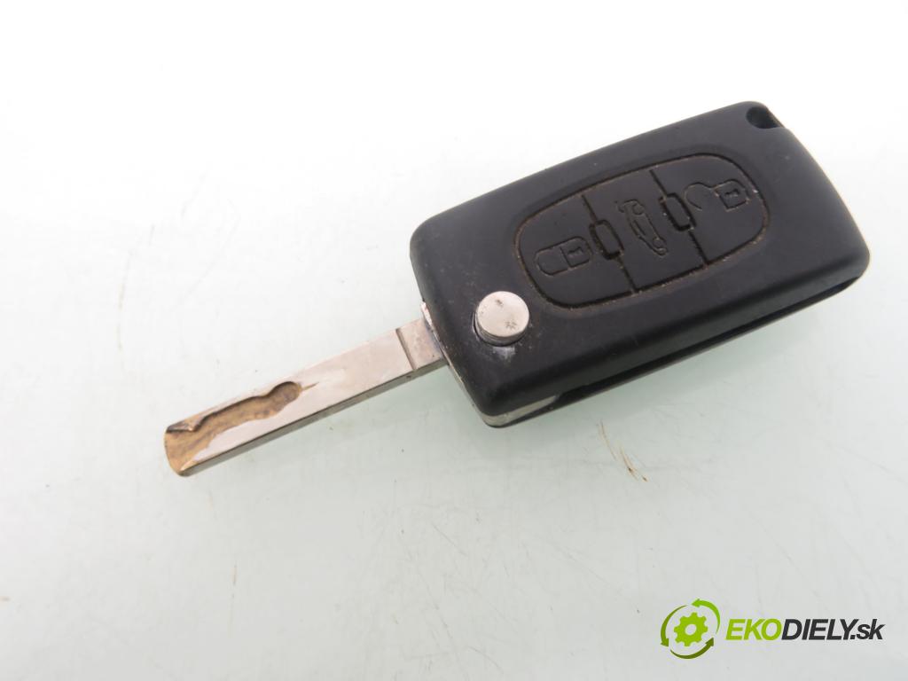 PEUGEOT 407 (6D_) SEDAN 2006 80,00 1.6 HDi 110 - 9HZ (DV6TED4) 1560,00 spínačka 9648445180 ; 0502073 (Spínací skříňka)