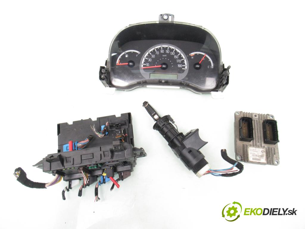 FIAT PANDA (169_) VAN 2012 51,00 1.2 LPG - 169 A4.000 1242,00 spinačka / imobilizéra IMMO / Riadiaca jednotka 51899838 ; 51871010 ; S180131001A