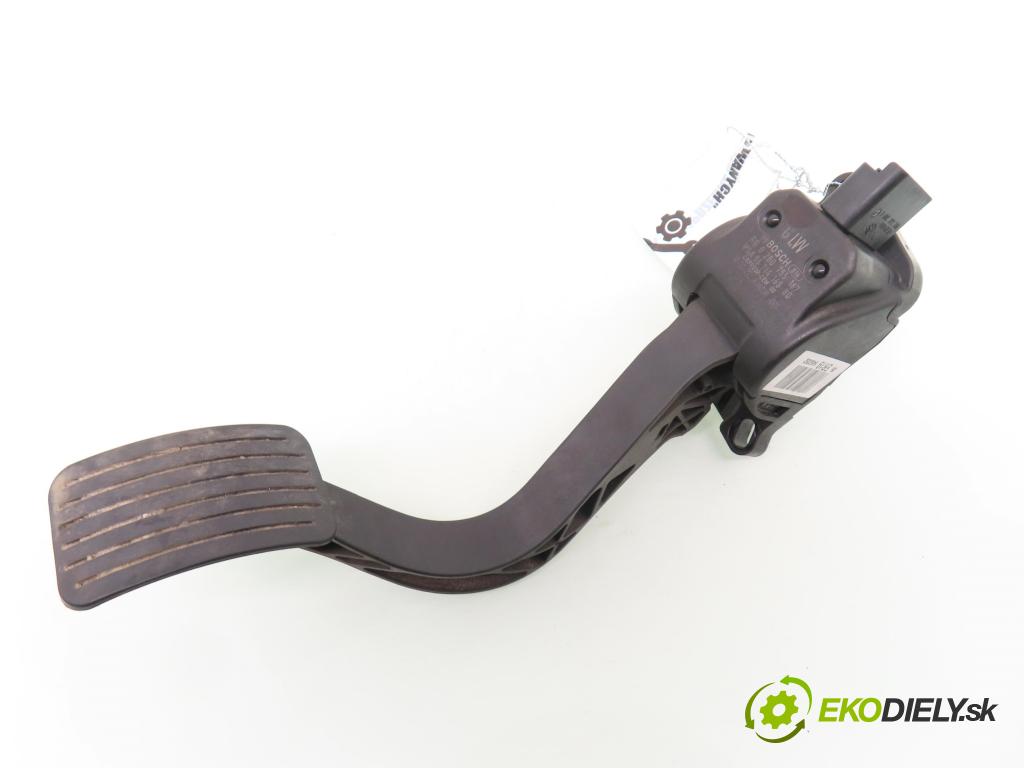 CITROEN C4 Picasso I (UD_) MINIVAN 2010 80,00 1.6 HDi 16V 109 - 9HZ 1560,00 Potenciometer plynu 0280755167 ; 9671416880 (Potenciometer plynového pedálu)