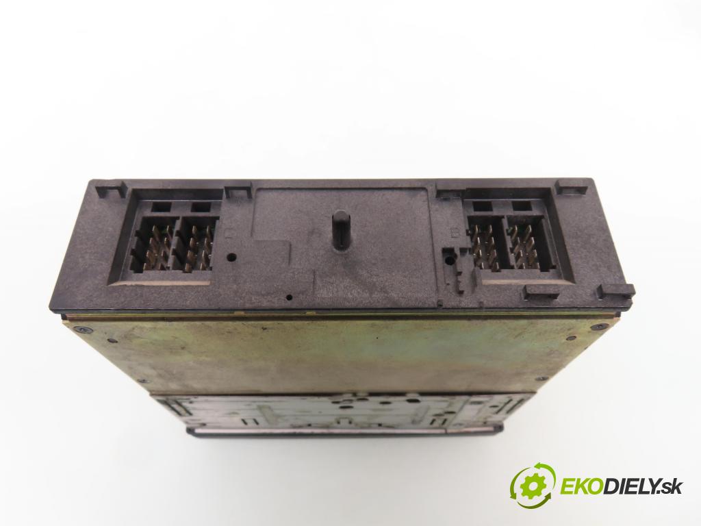 FORD TRANSIT Furgon (FA_ _) FURGON 2000 55,00 2.0 DI (FAE_, FAF_, FAG_) - D3FA 1998,00 TACHOGRAFIE YC1F17A266DE ; 2416FVP