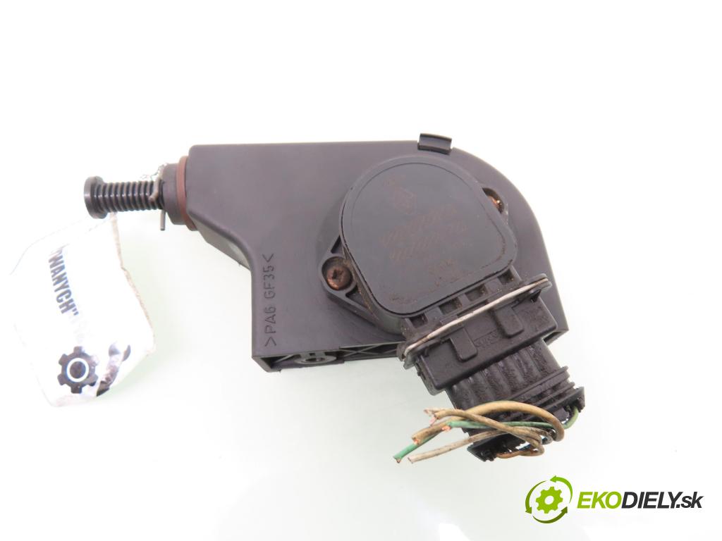 RENAULT SCENIC I (JA0/1_) MINIVAN 2002 75,00 1.9 dCi 102 - F9Q 732 1870,00 Potenciometer plynu 8200139460 (Potenciometer plynového pedálu)