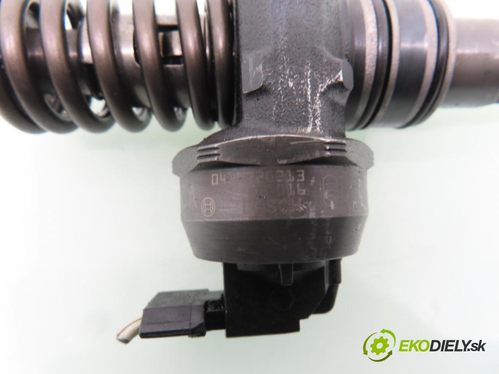 VW POLO (9N_) HB 2002 55,00 1.4 TDI PD 75 - AMF 1422,00 Vstrekovač 038130073AQ ; 0414720213 (Vstrekovač paliva)