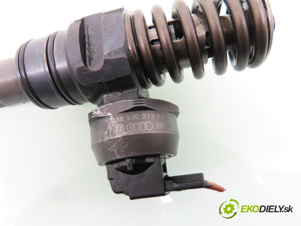 VW POLO (9N_) HB 2002 55,00 1.4 TDI PD 75 - AMF 1422,00 Vstrekovač 038130073AQ ; 0414720213 (Vstrekovač paliva)