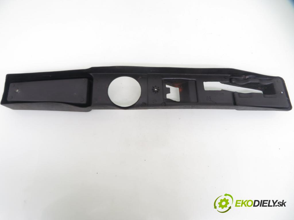 FIAT 126 (126_) FASTBACK 1991 18,00 650 652,00 Tunel STREDNÝ: 