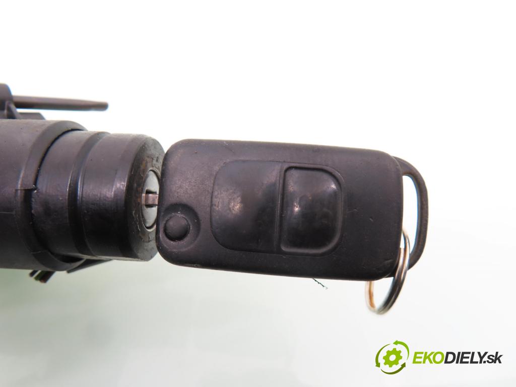 MERCEDES-BENZ KLASA A (W168) HB 2003 55,00 A 160 CDI 75 - OM 668.940 1689,00 spinačka  (Spínacia skrinka)