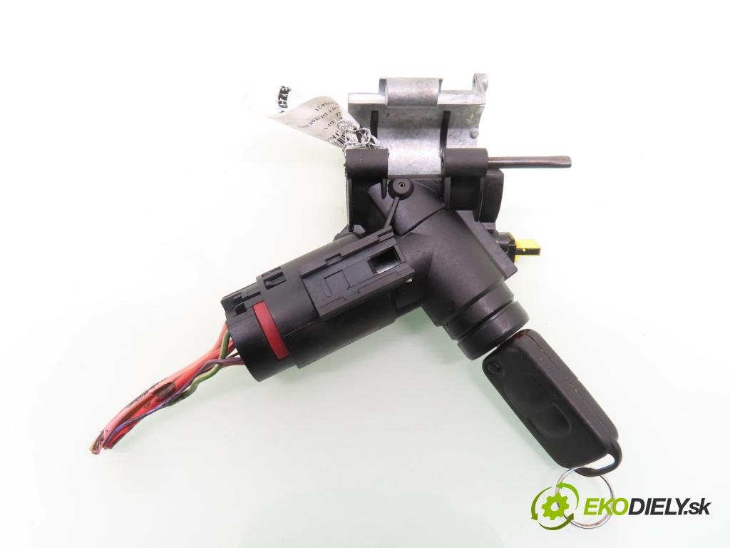 MERCEDES-BENZ KLASA A (W168) HB 2003 55,00 A 160 CDI 75 - OM 668.940 1689,00 spinačka  (Spínacia skrinka)