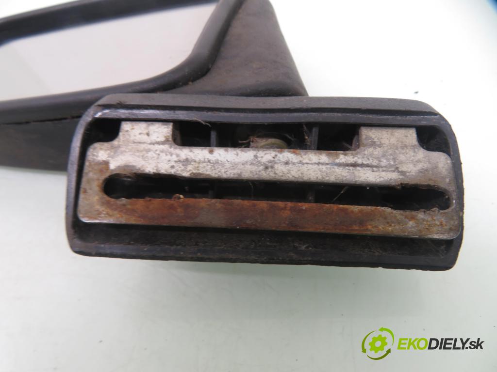 FIAT 126 (126_) FASTBACK 1991 18,00 650 652,00 Spätné zrkadlo