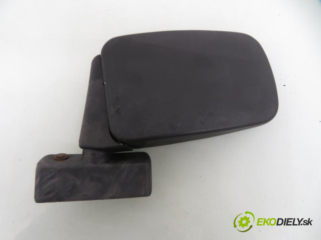 FIAT 126 (126_) FASTBACK 1991 18,00 650 652,00 Spätné zrkadlo