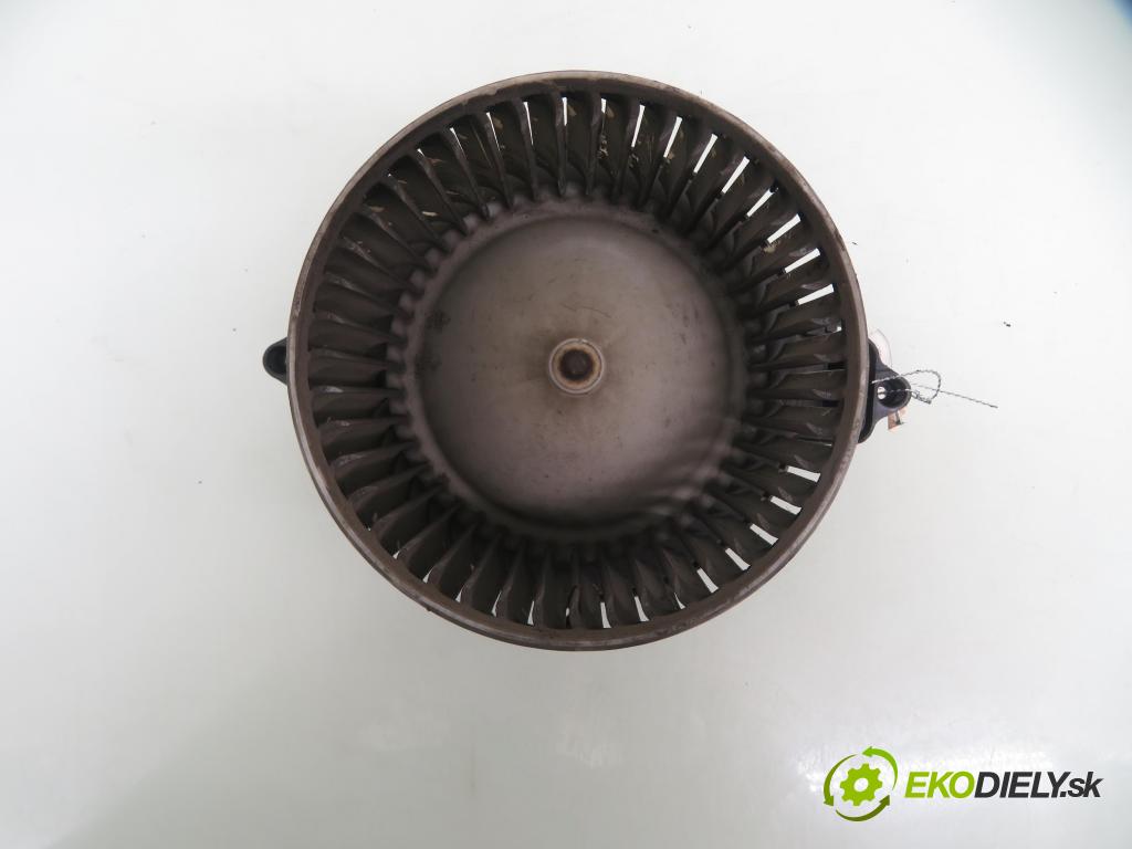 PEUGEOT PARTNER Skrzynia FURGON 2008 66,00 1.6 HDi 8V 90 1560,00 Ventilátor vetráku