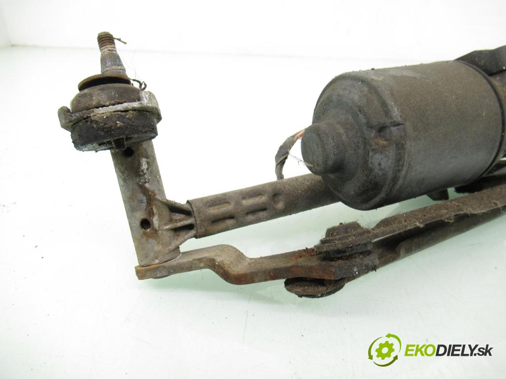 VW GOLF V (1K1) HB 2004 75,00 1.6 - BGU 1595,00 Motorček stieračov 0390241744 ; 1K1955119B ; 1K1955023D