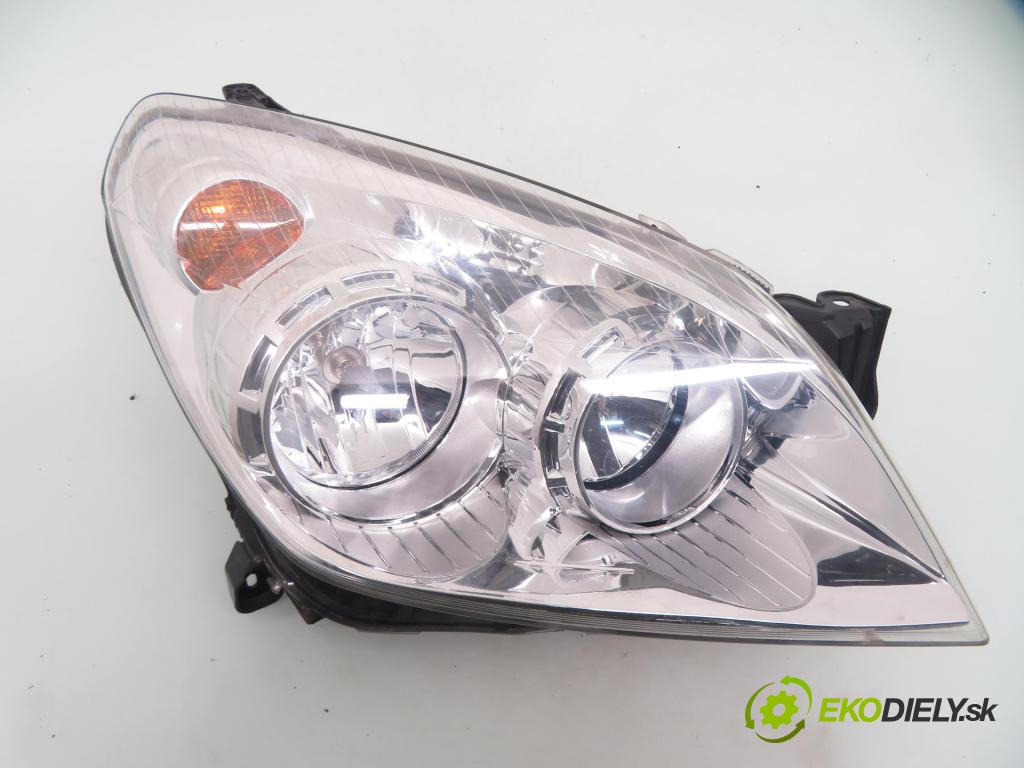 OPEL ASTRA H (A04) HB 2004 59,00 1.7 CDTI - Z 17 DTL 1686,00 Svetlo PP 20A389B