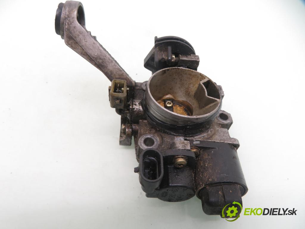 RENAULT CLIO II (BB_, CB_) HB 1999 43,00 1.2 8V 58 1149,00 Škrtiaca klapka 36XR31 ; 102698A (Škrtiaca klapka)