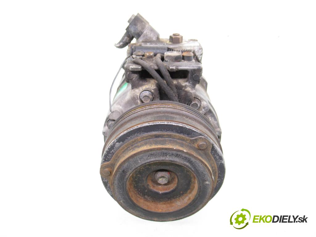 BMW 5 (E39) SEDAN 1996 110,00 520 i 150 - M52 B20 (206S3) 1991,00 KOMPRESOR: klimatizace 8385919 ; 7SBU16C (Kompresor klimatizace)