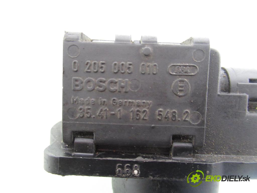 BMW 5 (E39) SEDAN 1996 110,00 520 i 150 - M52 B20 (206S3) 1991,00 Potenciometer plynu 0205005010 ; 354111625482 (Potenciometer plynového pedálu)