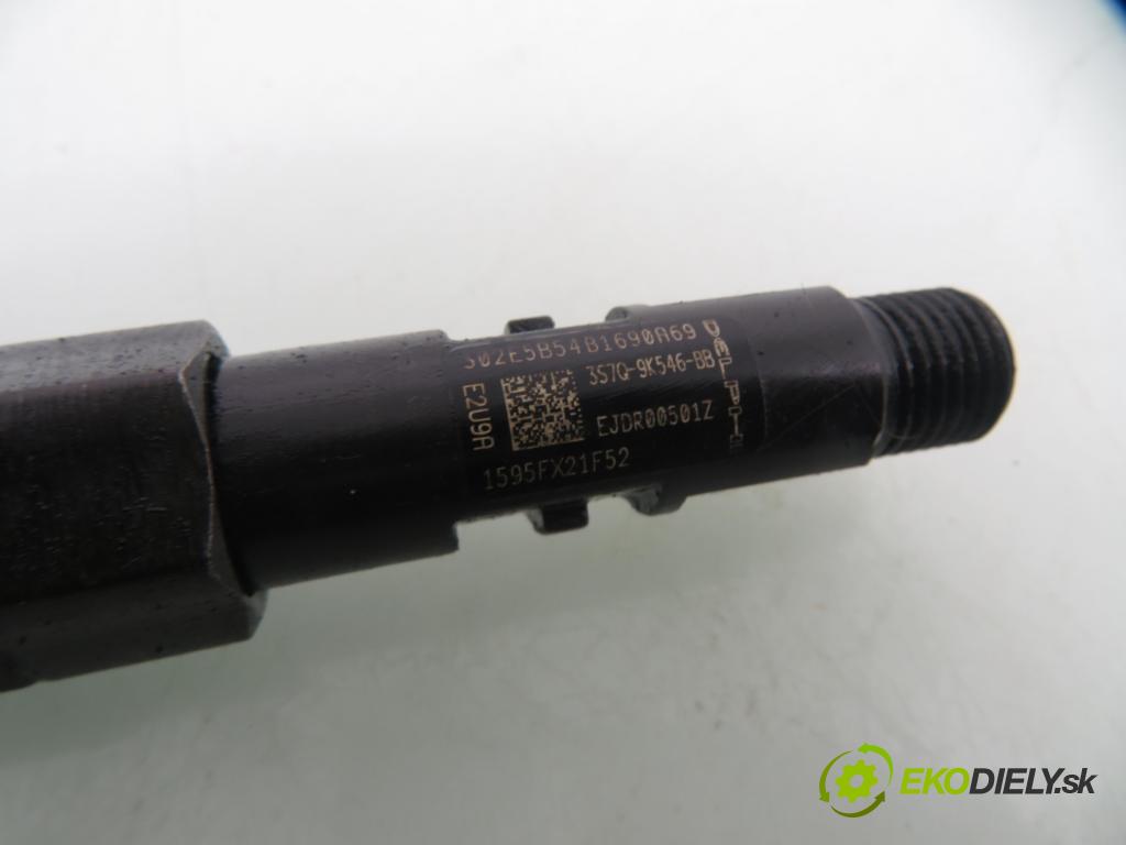 JAGUAR X-TYPE I (X400) SEDAN 2004 96,00 2.0 D 130 - FMBA 1998,00 vstrekovač 3S7Q9K546BB ; EJDR00501Z (Vstrekovač paliva)