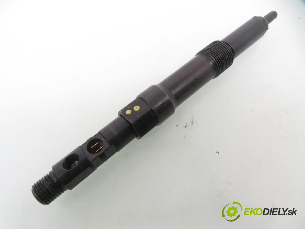 JAGUAR X-TYPE I (X400) SEDAN 2004 96,00 2.0 D 130 - FMBA 1998,00 vstrekovač 3S7Q9K546BB ; EJDR00501Z (Vstrekovač paliva)