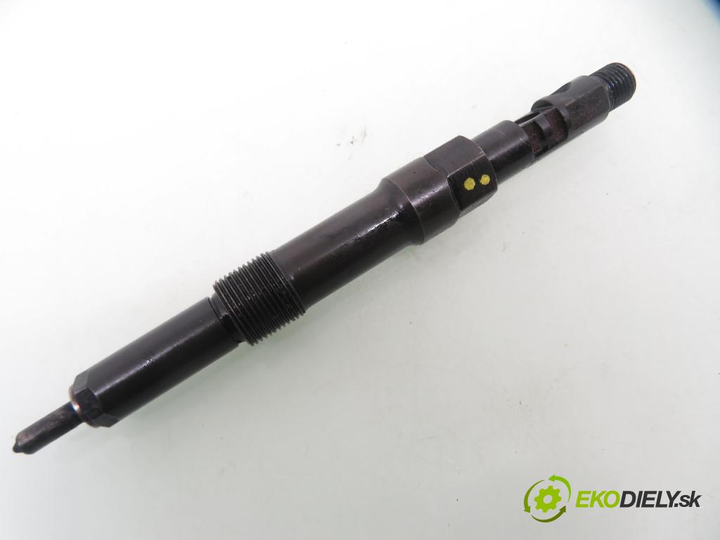 JAGUAR X-TYPE I (X400) SEDAN 2004 96,00 2.0 D 130 - FMBA 1998,00 vstrekovač 3S7Q9K546BB ; EJDR00501Z (Vstrekovač paliva)