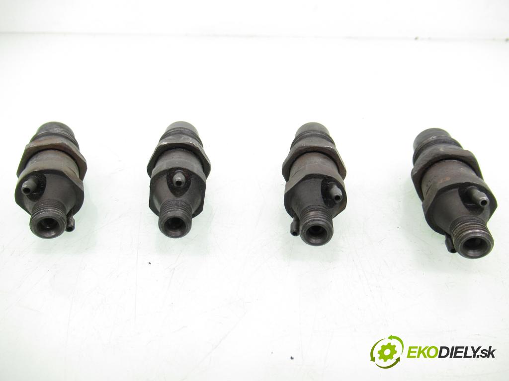 VW TRANSPORTER IV Skrzynia (70XA) FURGON 1996 50,00 1.9 TD 68 - ABL 1896,00 Vstrekovacie ventily 028130201F (Vstrekovací ventil)