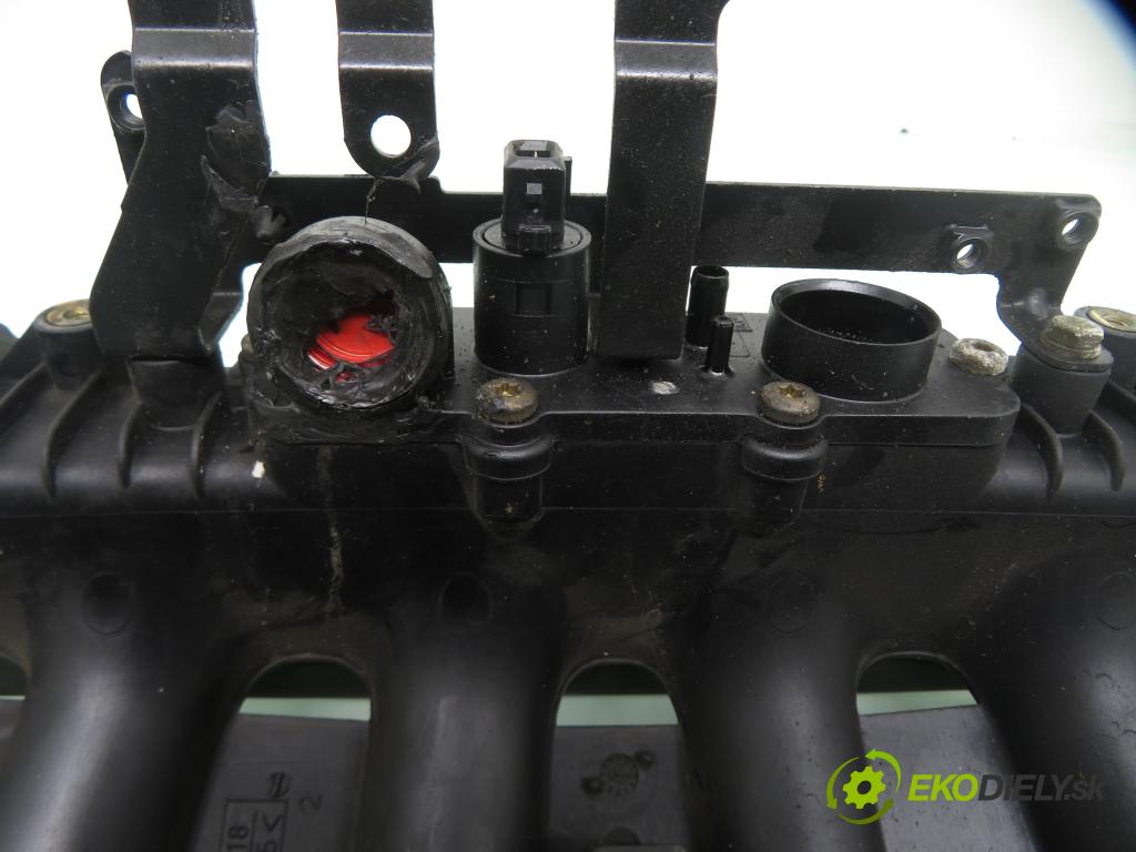 BMW 5 (E39) SEDAN 1996 110,00 520 i 150 - M52 B20 (206S3) 1991,00 potrubí 11611427618 ; 11611703778