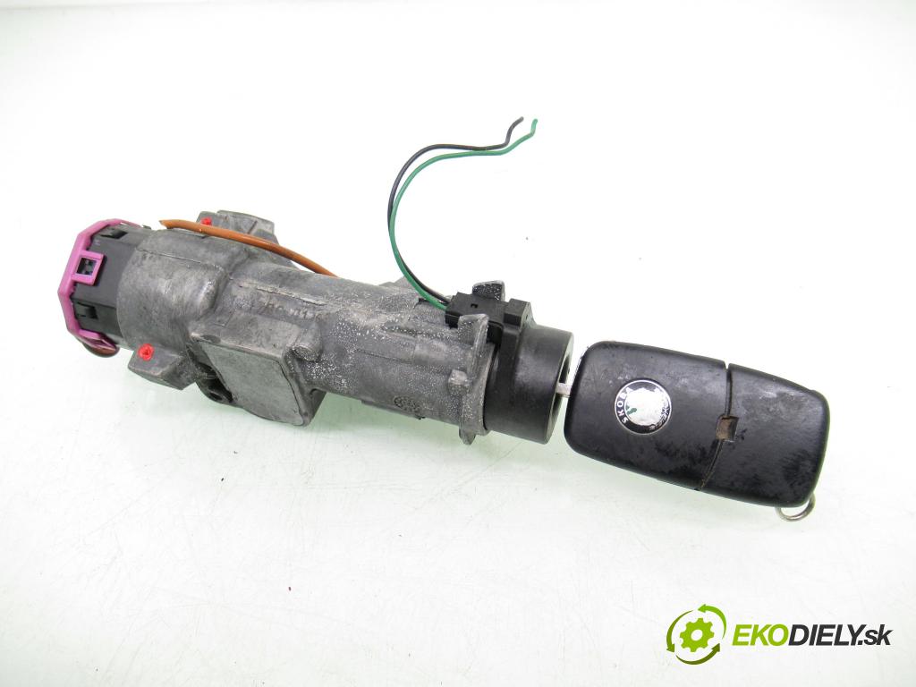 SKODA FABIA I SEDAN (6Y3) SEDAN 2004 47,00 1.2 - AZQ 1198,00 spinačka 4B09058510 (Spínacia skrinka)