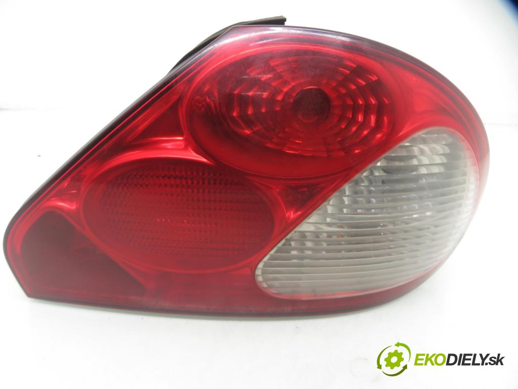 JAGUAR X-TYPE I (X400) SEDAN 2004 96,00 2.0 D 130 - FMBA 1998,00 světlo pravé zadní 89021772A