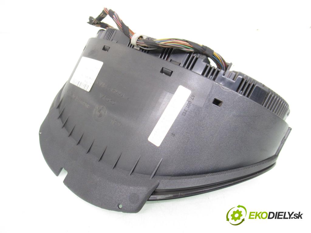 BMW 5 (E39) SEDAN 1996 110,00 520 i 150 - M52 B20 (206S3) 1991,00 Prístrojovka elektrický 8372354