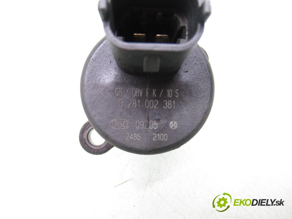 RENAULT SCENIC I (JA0/1_) MINIVAN 2000 75,00 1.9 dCi 102 - F9Q 732 1870,00 Snímač tlaku paliva 0281002381